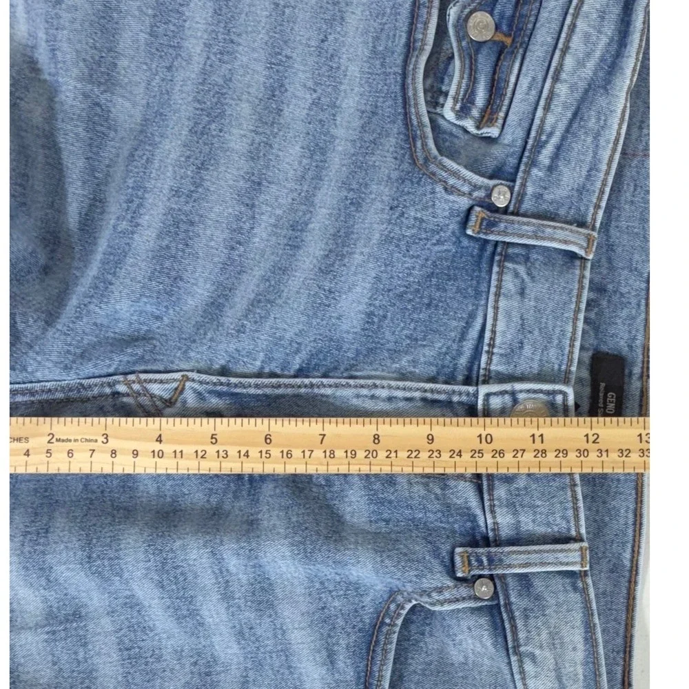 True Religion Geno Relaxed Slim Jeans 36x31 Blue Light Wash Flap Pocket
